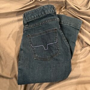 Kimes Lola’s s
Size 00
Worn once and got a bleach stain